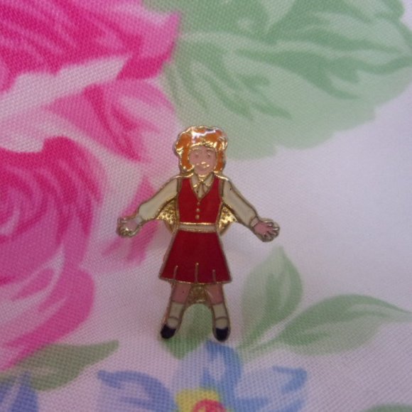 Vintage Little Orphan Annie Tack Pin - Picture 2 of 4